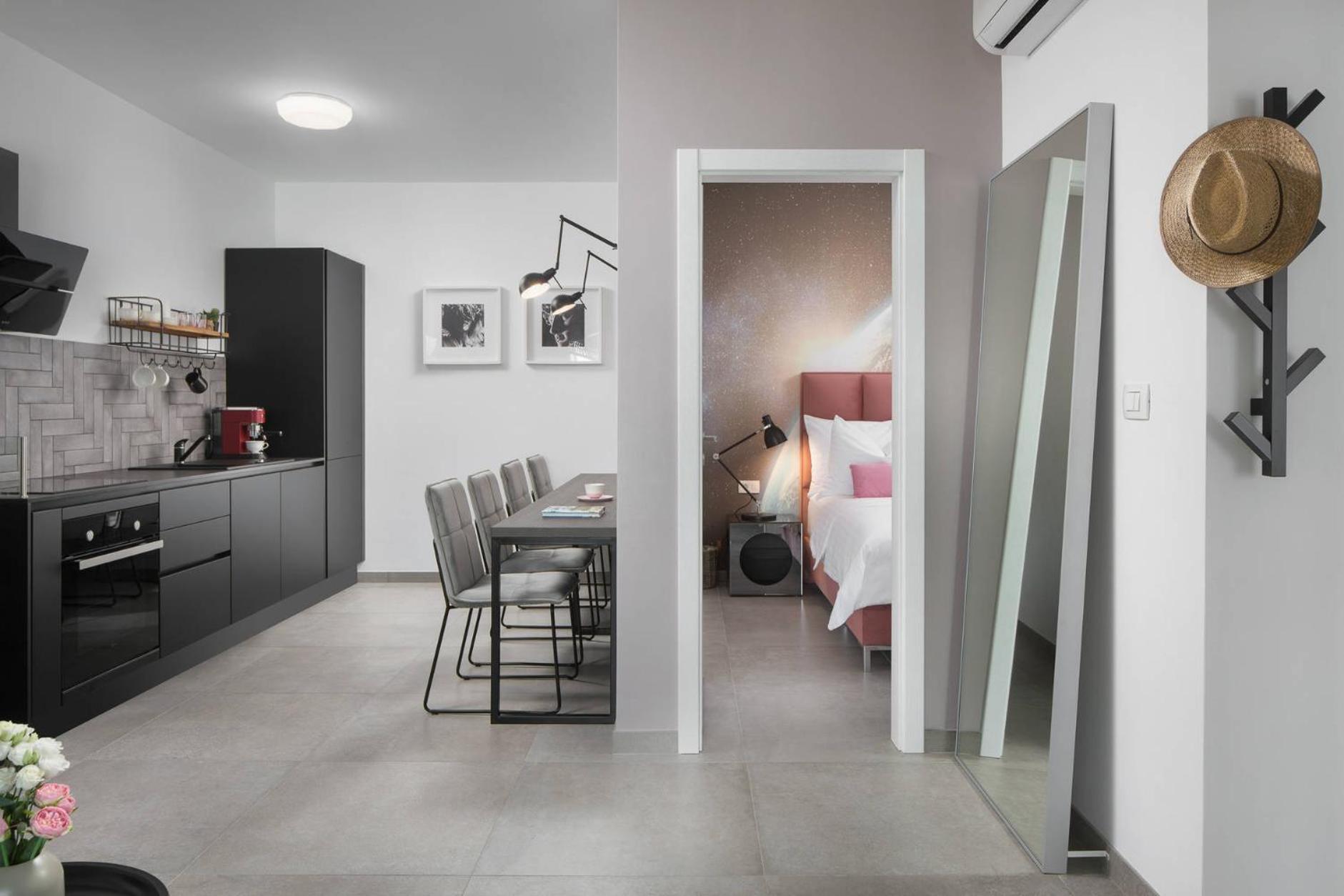Апартаменти Olive Hill House - Ground Floor Слатине Екстер'єр фото